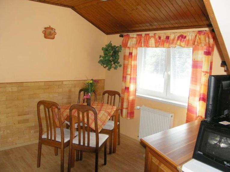 Hotel Pension Daberg Harrachov Esterno foto